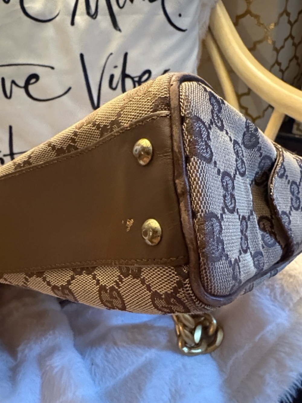Vintage Gucci Beige GG Canvas Top-Handle Bag with Added Unbranded Gold Chains - Picture 7 of 13